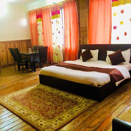 The Canadian Woods Resort ไนนิตาล ภายนอก รูปภาพ